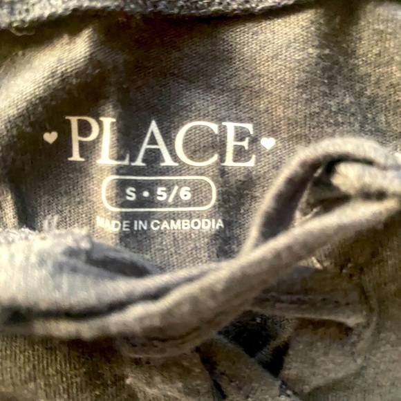 Shorts/shirt - Picture 2 of 3